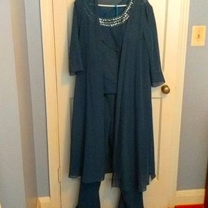 JJ' House Mother of Bride 3-piece outfit